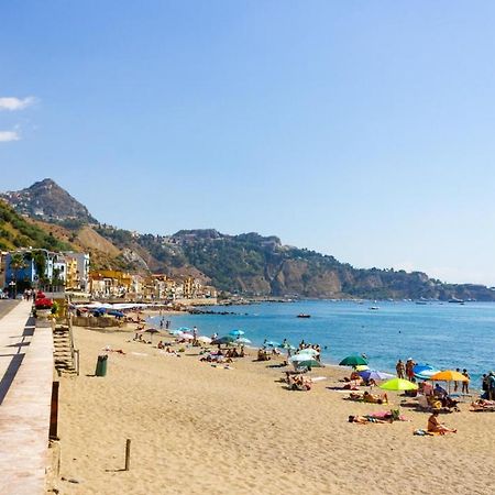 Ad Un Passo Dal Mare Daire Giardini Naxos Dış mekan fotoğraf